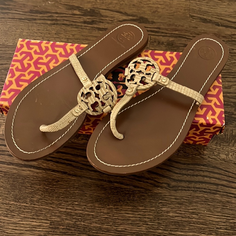 Tory burch sandal